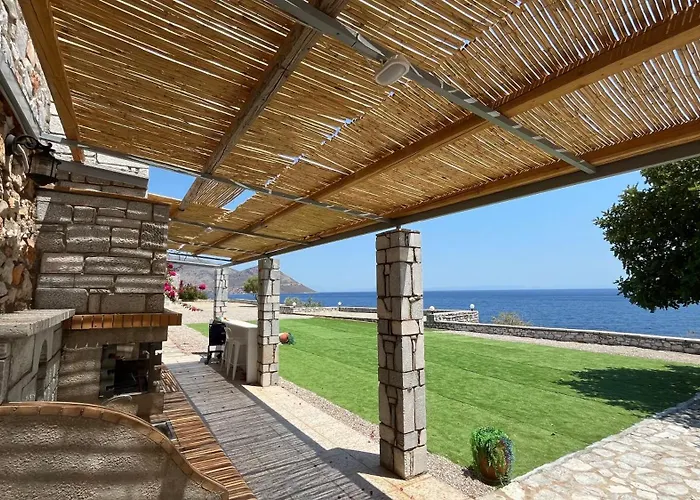 Magic Estate On The Wave 1 *