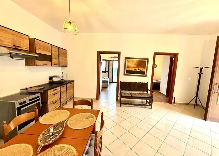 Magic Estate On The Wave 1 코트로나스